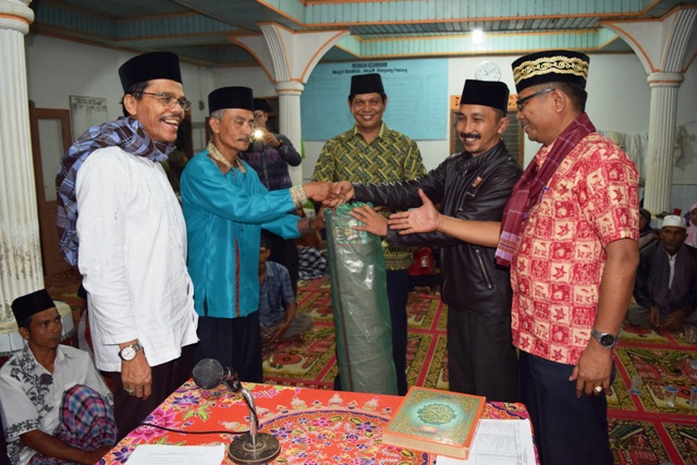 File foto tidak ditemukan !!!