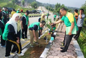 File foto tidak ditemukan !!!