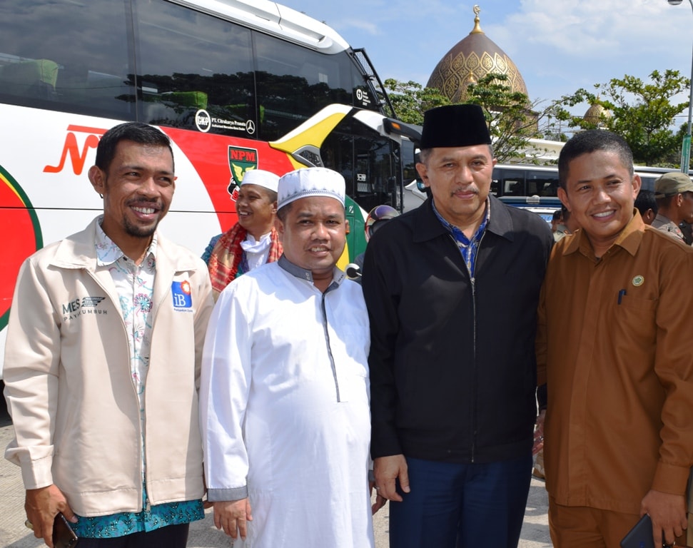 Jamaah Haji Limapuluh Kota Sampai di Kampung Halaman, Wabup Ferizal Ridwan Ungkapkan Rasa Syukur