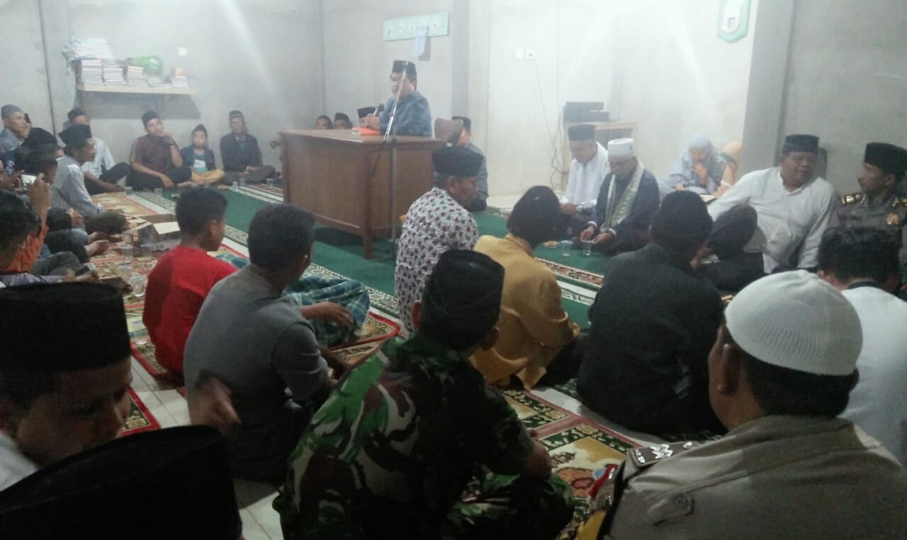File foto tidak ditemukan !!!